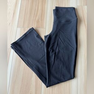 Athleta Transcend Slim Pant, size MP